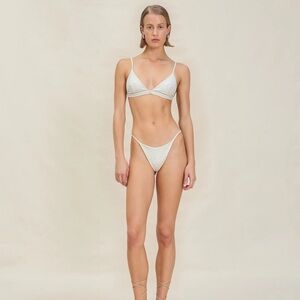 Devon Windsor Bikini (top and bottom) XS